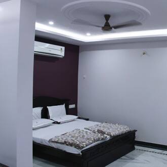 Hotel Gujrat, Nagpur 4